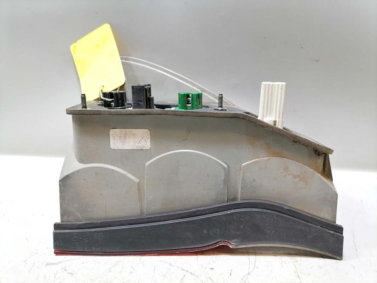 BMW X5 E53 original Rücklicht Rückleuchte Schlussleuchte rechts außen Bj.2002 BMW X5 E53 original Rücklicht Rückleuchte Schlussleuchte rechts außen Bj.2002